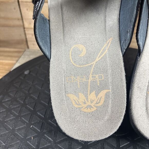 Dansko Womens Size 6.5-7 Donna Flower Black Leather Sandals Slip On Adjustable - Picture 8 of 11